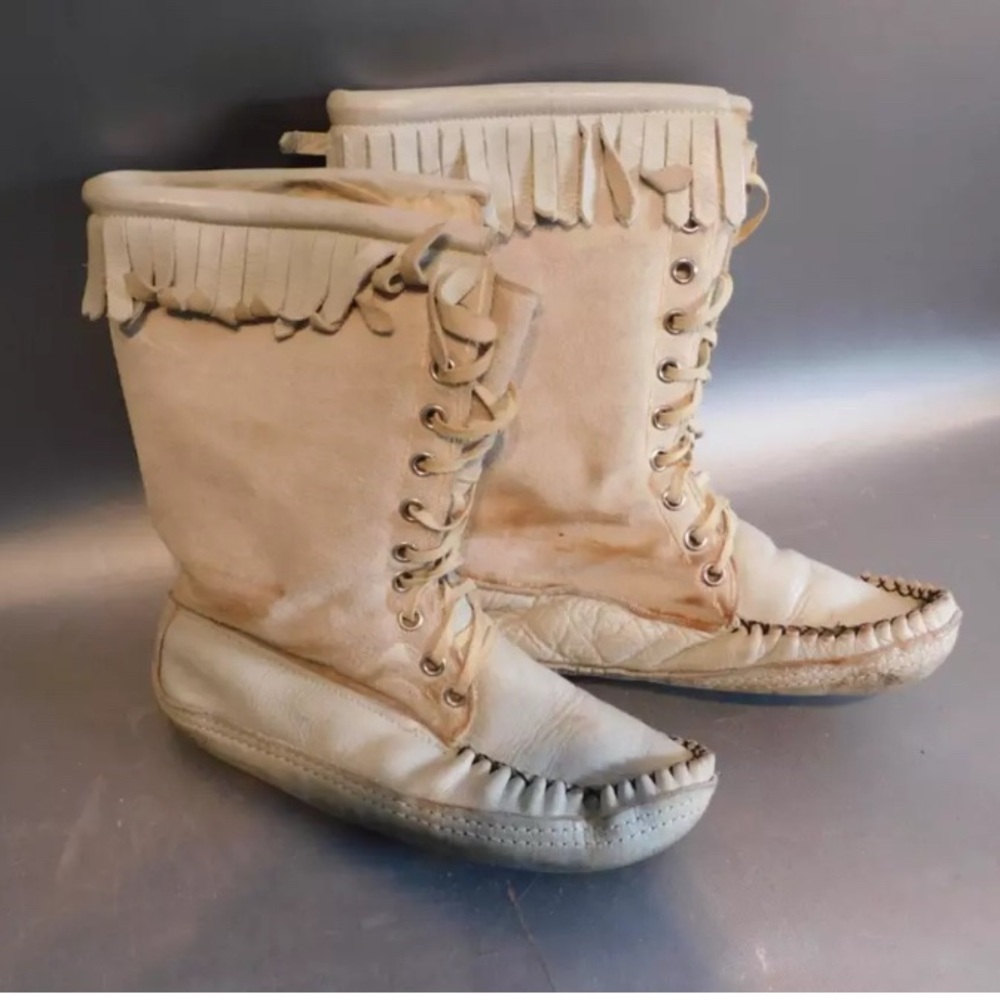 Fringed Cream Women's Laced Mukluks
